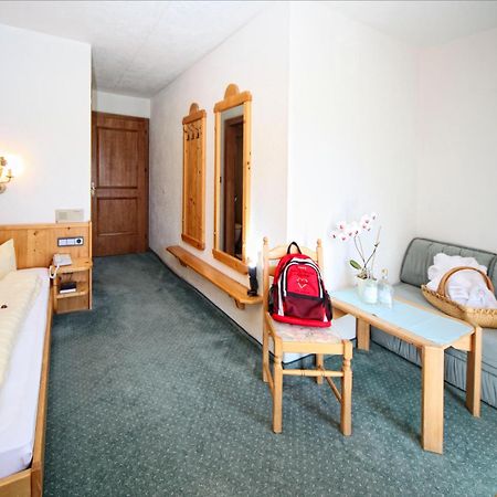 Hotel Hubertushof - Ihr Hotel Mit Herz Leutasch Szoba fotó