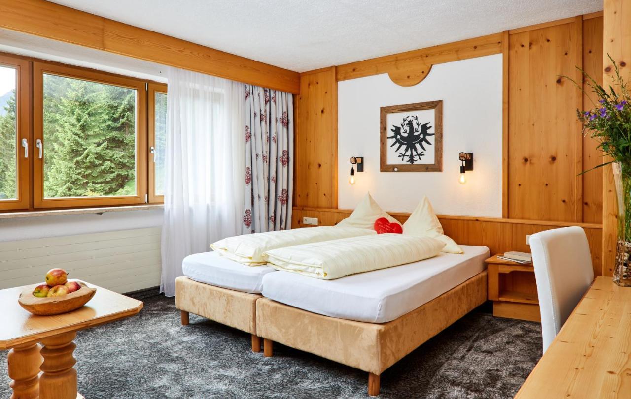 Hotel Hubertushof - Ihr Hotel Mit Herz Leutasch Szoba fotó