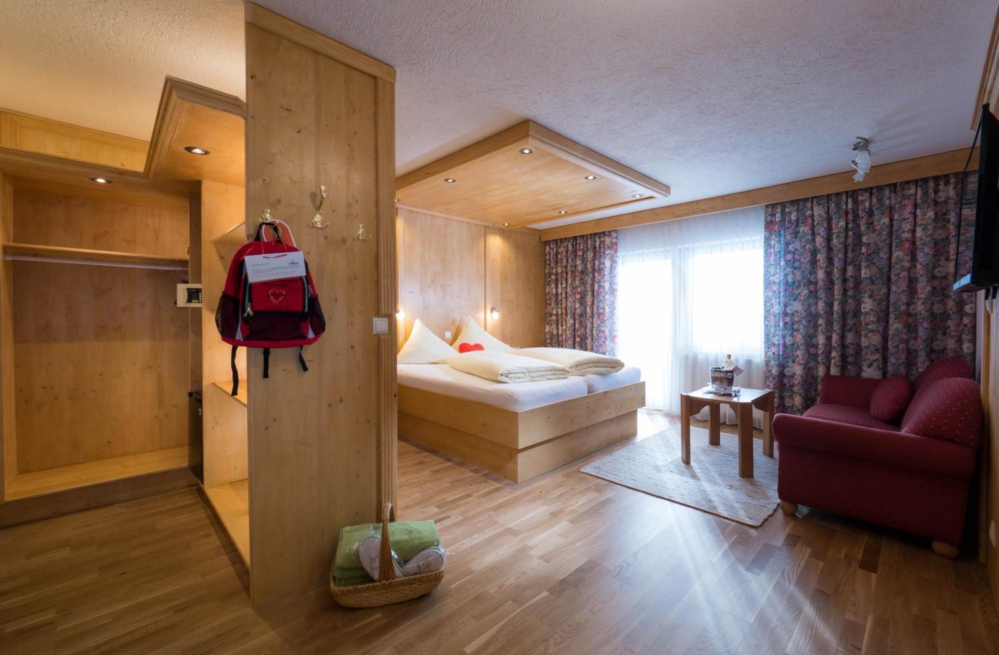 Hotel Hubertushof - Ihr Hotel Mit Herz Leutasch Szoba fotó
